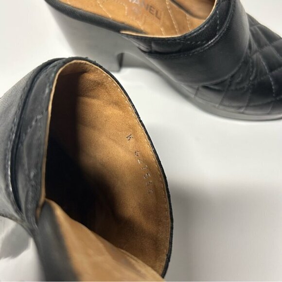 Chanel Black Clog Quilted Mule Leather Turn Lock Size 37.5 - Picture 13 of 14